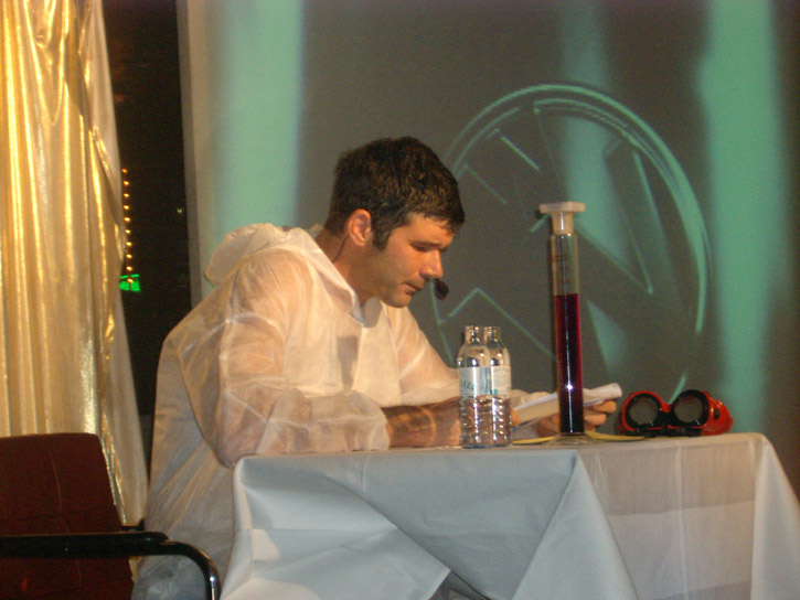 wosch im schutzanzug