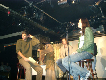 hier sind noch alle kleidungsstücke dran..