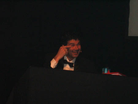 da mu� er selber lachen..