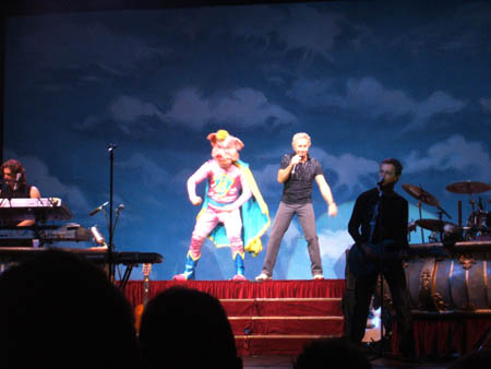 da freut sie sich, die sau..