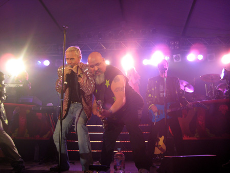 k�� die hand, sch�ne frau..