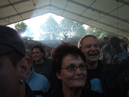 gutgelaunte zuschauer