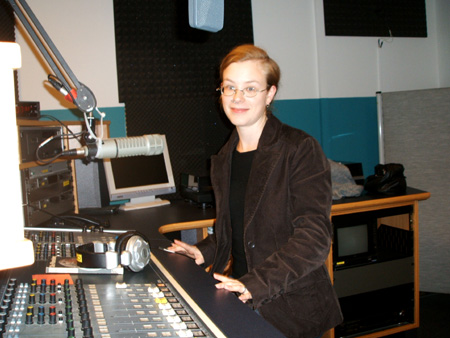 chrissy an den kontrollen