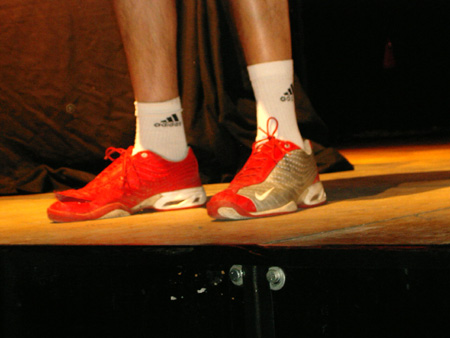 was sagt uns dieser schuh?