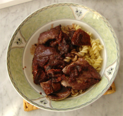 pute in rotwein