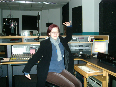 chrissy ger�t ins schweben bei bohemian rhapsody