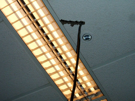 die studiodecke zerbr�selt!!