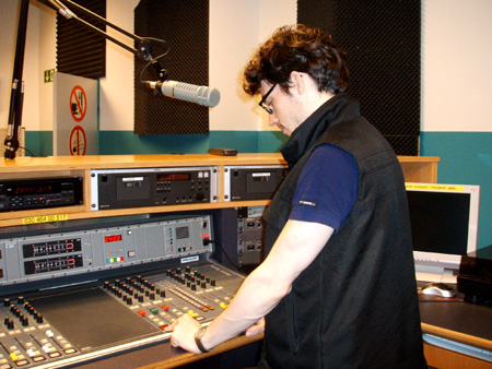 christian an den kontrollen!