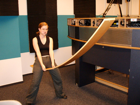 EINE § METER LANGE LATTE!